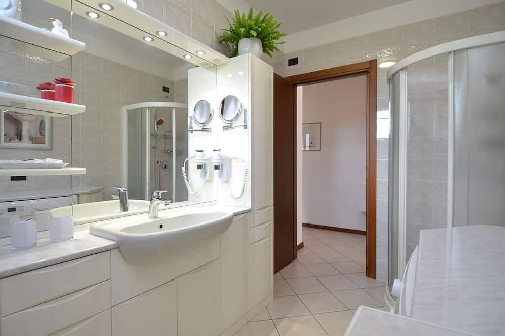 Haus am Gardasee \"Rosalinde Haus\" in Colà, Lazise