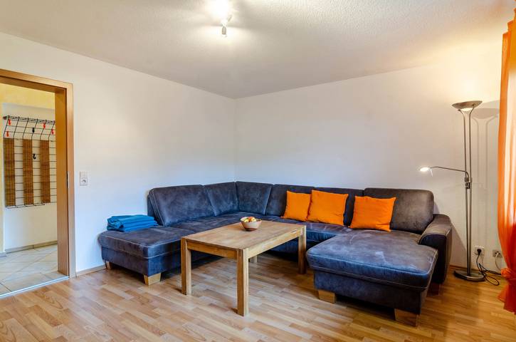 Ganze Wohnung, Ferienwohnung Seeblick auf Obsthof Gobs, mit Terrassen und Wlan; Parkplatz vorhanden in FKK Badestrand Süßenmühle, Sipplingen