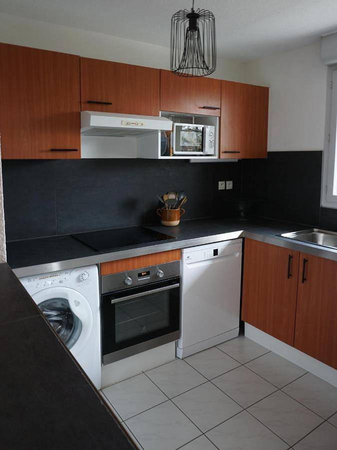 Gîte pour 4 personnes, avec piscine ainsi que vue et jardin à Rodez - 3