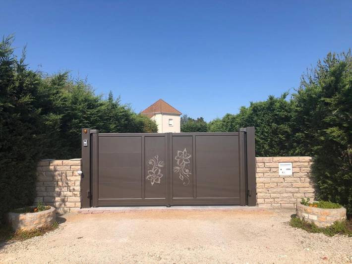 Chambre d’hôte pour 4 personnes, avec vue et jardin