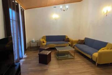 Gîte pour 4 personnes, avec jardin à Louvres