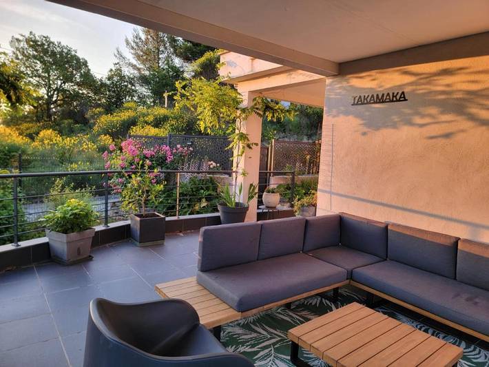 Location de vacances pour 2 personnes, avec piscine et balcon ainsi que jardin et vue à Manosque - 3