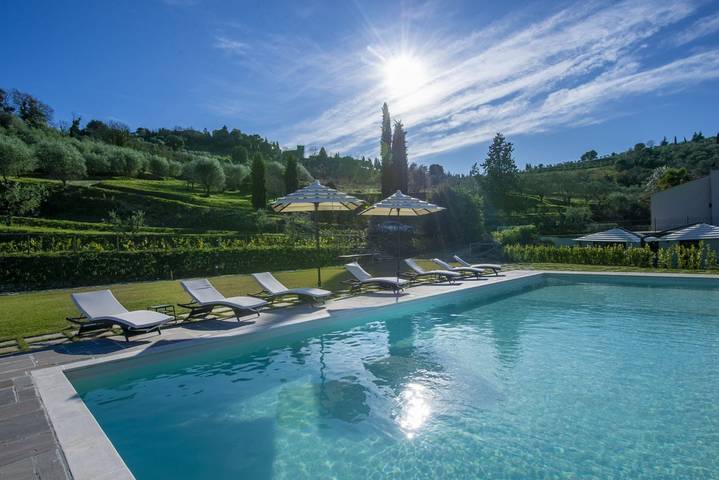 Ferienhaus für 14 Personen, mit Garten und Pool