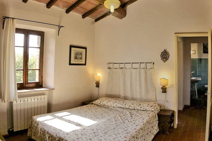 La maison Noyer, belle avec piscine in San Venanzo, Province de Pérouse