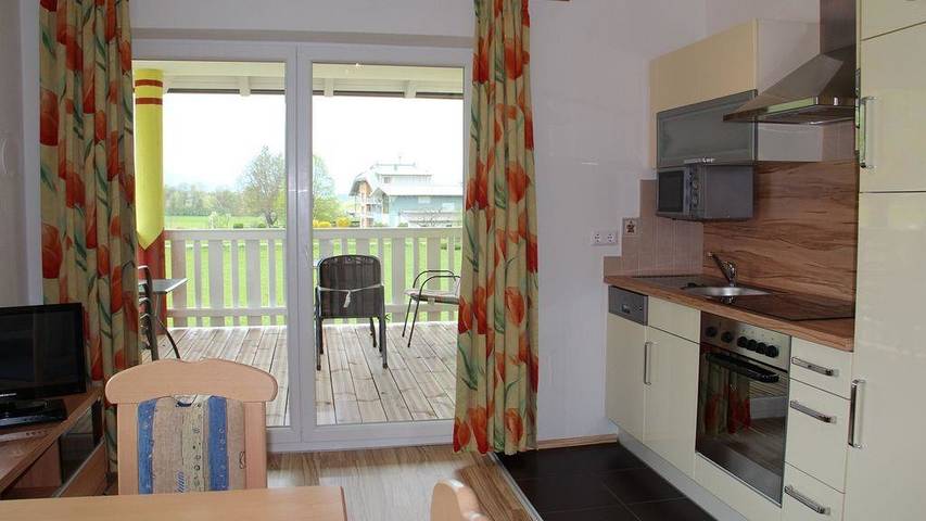 Gîte pour 6 personnes, avec balcon ainsi que jardin et vue à Faak am See - 2