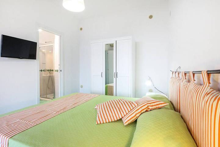 Appartement entier, Superbe appartement à Vietri sul Mare (Raito) avec vue sur la mer in Spiaggia dei Ninnilli, Vietri sul Mare