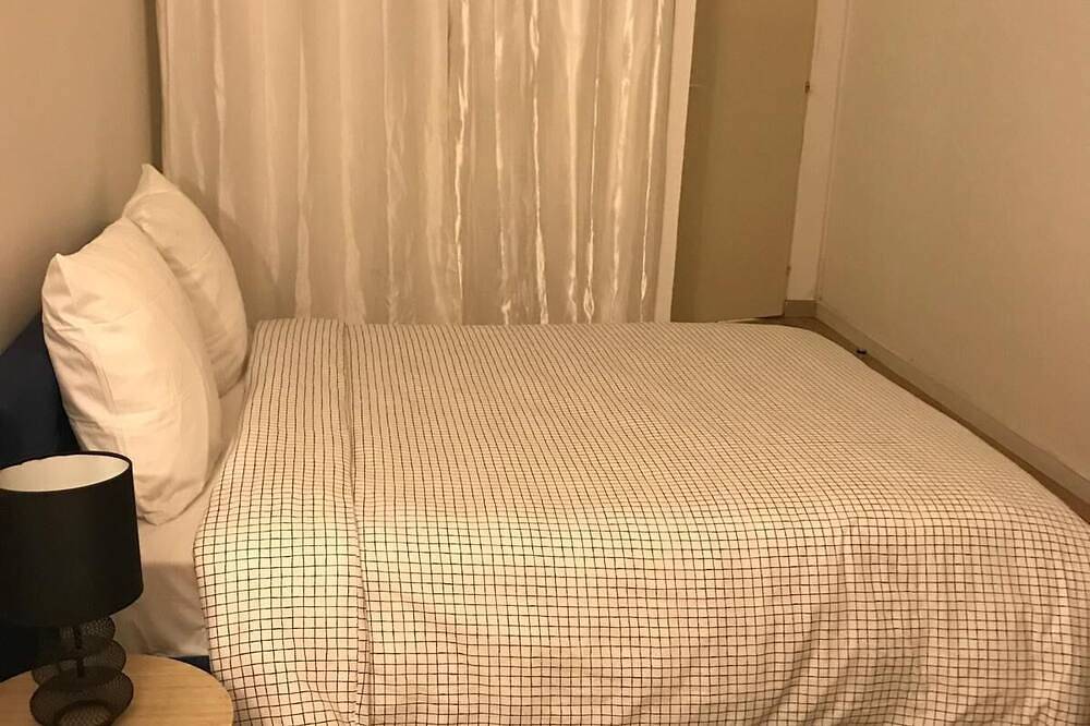 Entire apartment, 2 Bedroom Apartment in Ã‰vry-Courcouronnes in Courcouronnes, Essonne