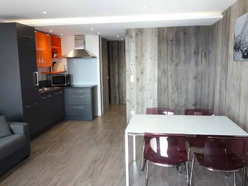Entire studio, Residence Of Apt 02 in Huez, Écrins National Park