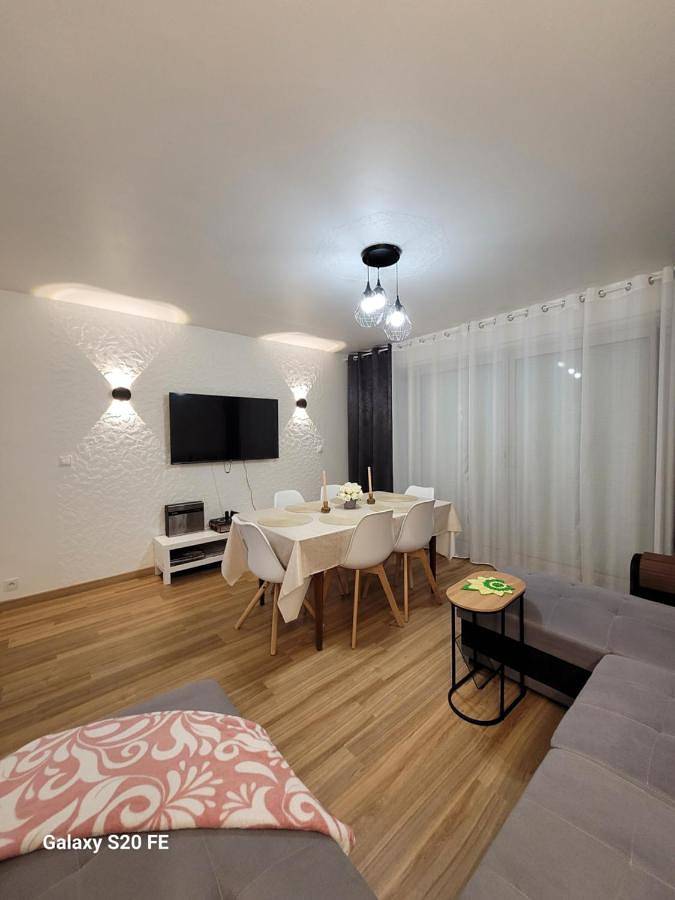 Appartement de vacances pour 8 personnes, avec jardin