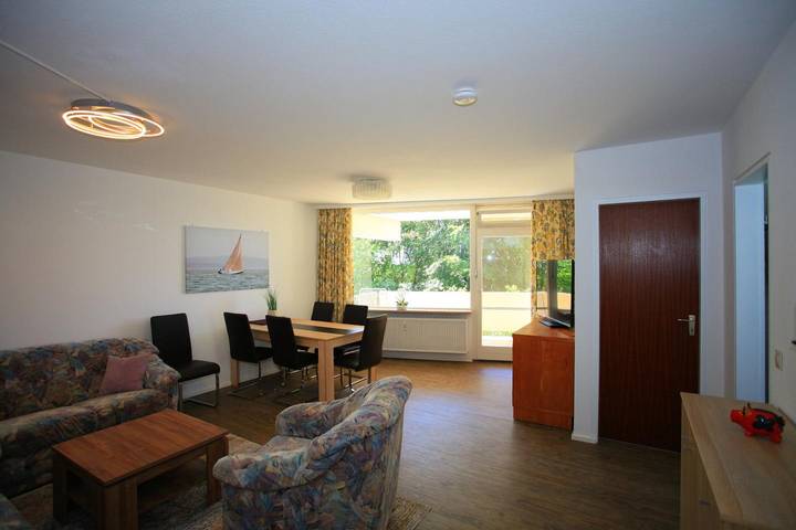 Ferienwohnung für 4 Personen, mit Balkon in Immenstaad - 2