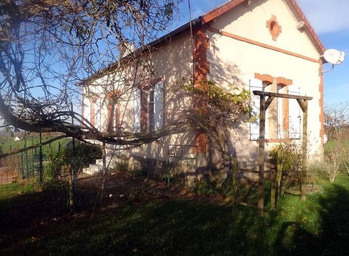 Gîte pour 12 personnes, avec jacuzzi ainsi que jardin et terrasse