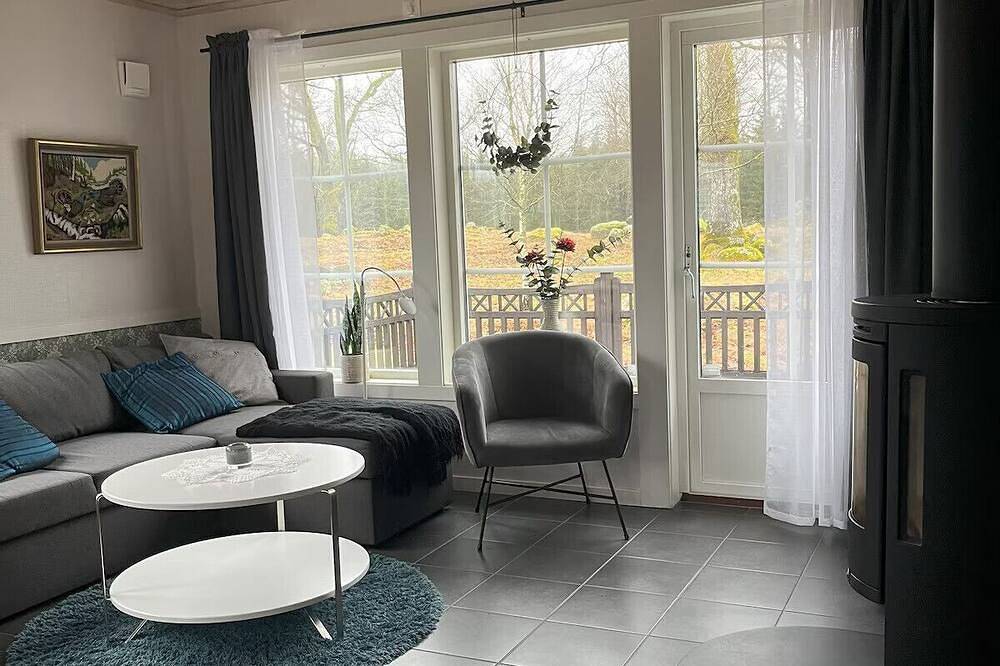 Urlaub unweit vom See mit Möglichkeit zum Angeln und Bootsfahren in Tranemo, Västergötland
