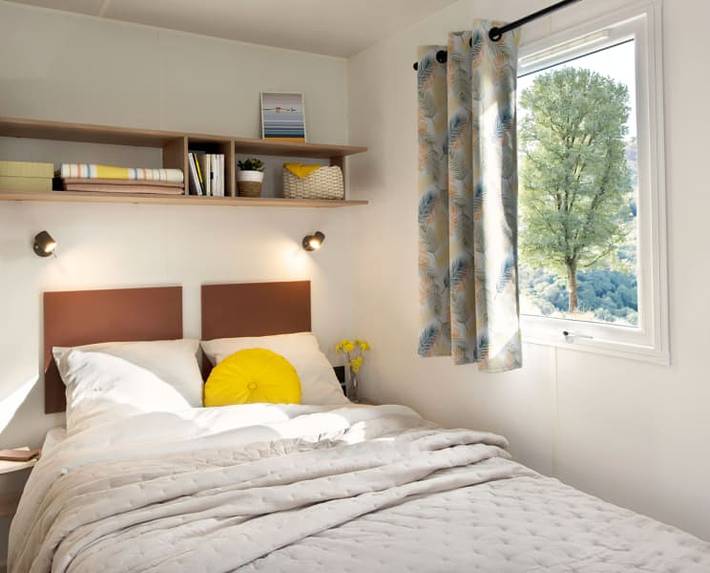 Caravane pour 6 personnes, avec balcon/terrasse ainsi que sauna et terrasse à Nant - 2