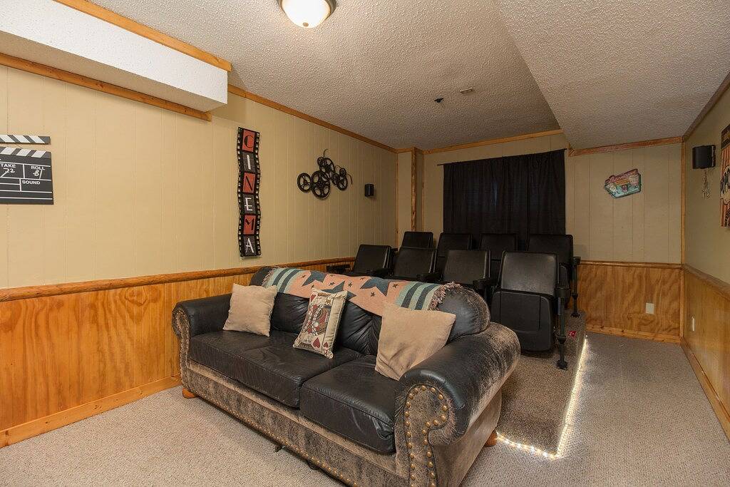 Chalet for 12 Guests in Gatlinburg, Sevier County
