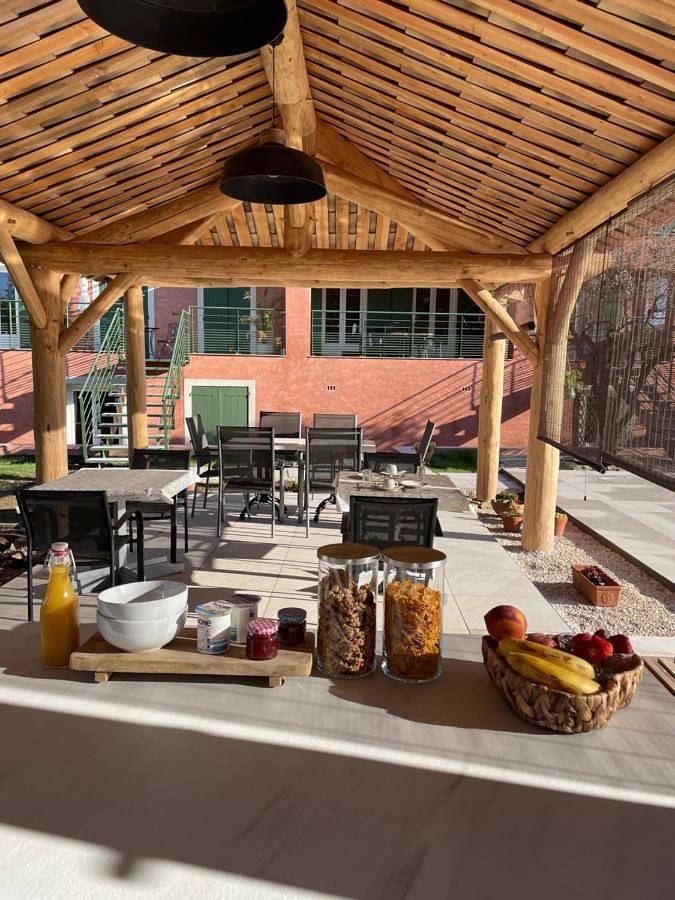 Chambre d’hôte pour 2 personnes, avec Terrasse ainsi que Jardin et Vue