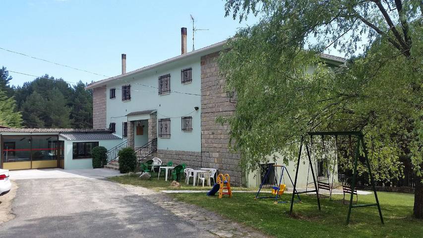 Chalet para 5 personas, con balcón y jardín en Barco de Ávila-Piedrahita - 2