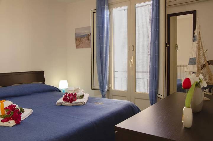 Ferienhaus für 4 Personen, mit Balkon in Marina di Ragusa - 2