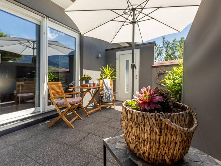 Ganze Wohnung, Apartment mit großem Wohnzimmer und Terrasse in Steindorf (Niedernsill), Niedernsill