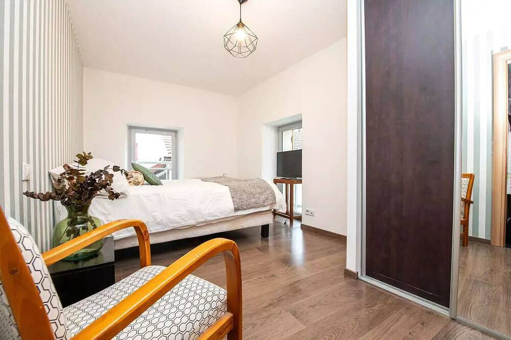 Villa Cendrée & 4 bedrooms & 20 minutes Geneva in Divonne-les-Bains, Gex