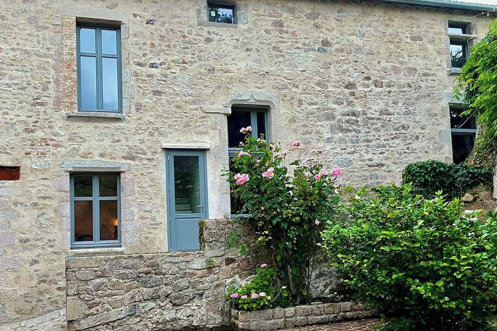 La Petite Bedoche : cottage dans une ancienne propriété (15 min du Puy du Fou) in Mortagne-sur-Sèvre, Région de La Roche-sur-Yon