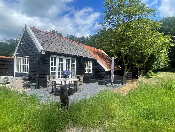 Location de vacances pour 2 personnes, avec Terrasse ainsi que Jardin et Vue dans Wijhe