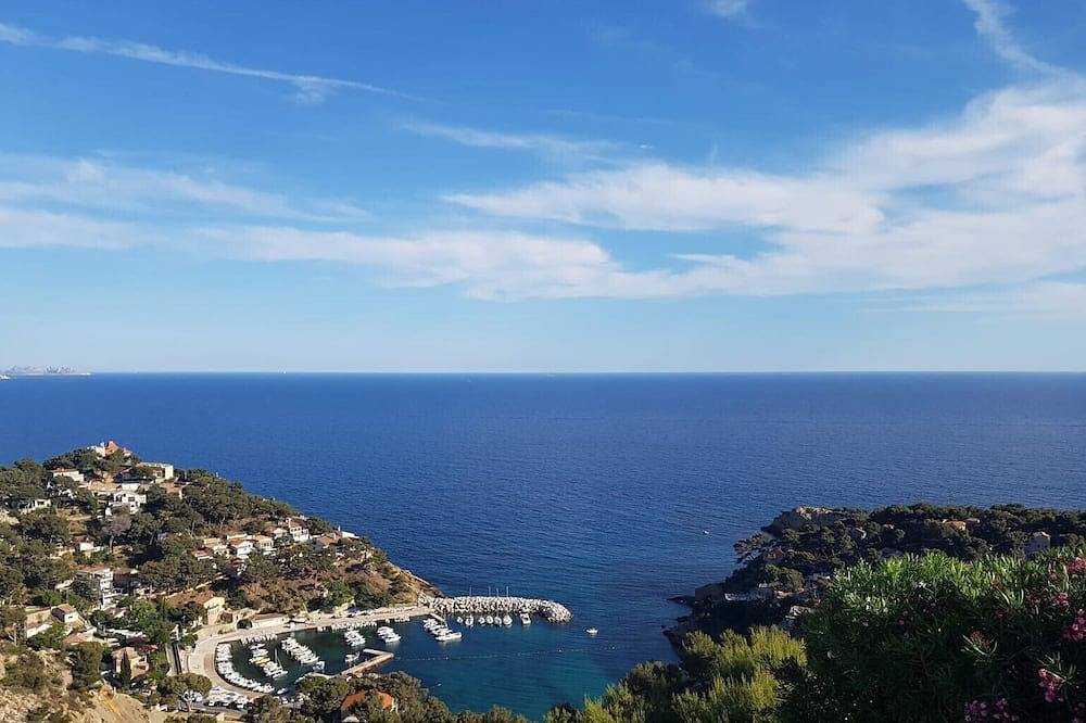 Appartement entier, Un balcon sur la mer in Ensuès-la-Redonne, Côte méditerranéenne (France)