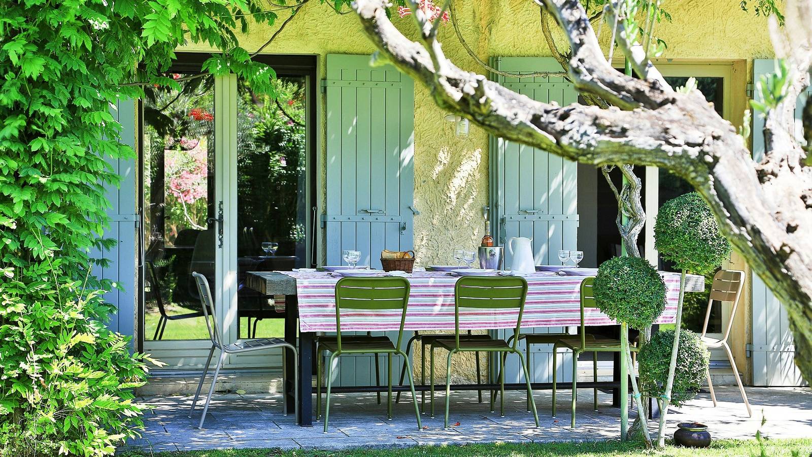 Villa with heated pool near the Alpilles in Saint-Rémy-de-Provence, Arles region