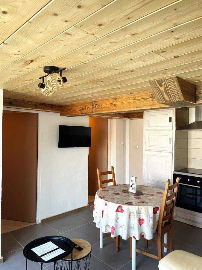 Appartement entier, Le repaire de l'horloger in Maîche, Jura Francais