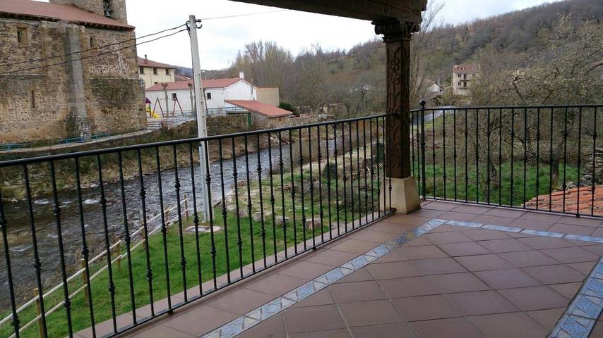 Casa de vacaciones para 14 personas, con Balcón en Castilla y León - 2