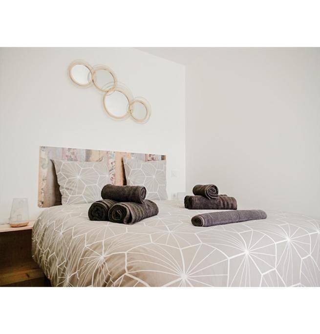 Appartement entier, One-Bedroom Apartment in Eauze, Gers
