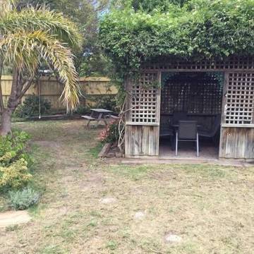 Holiday Home for 8 People in Barwon Heads, Bellarine, Photo 2