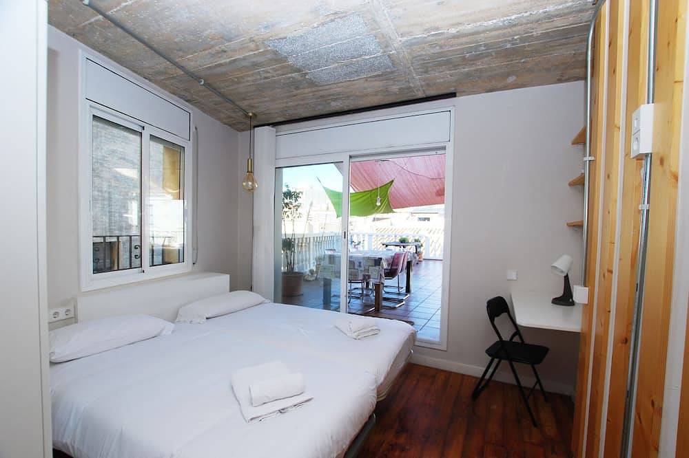 Entire apartment, Masnou Chill - Penthouse Terrace in front of the Beach in el Masnou, Costa del Maresme