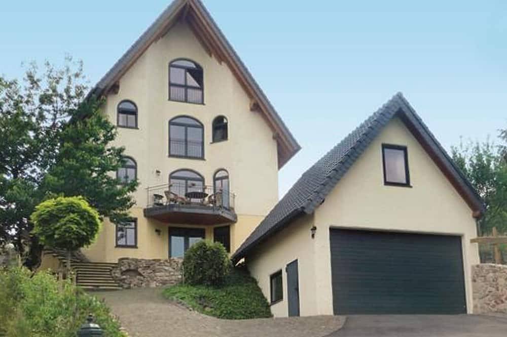 Ganze Wohnung, Ferienwohnung Casa Romana - 2-Bett-Ferienwohnung Casa Romana in Monreal, Osteifel