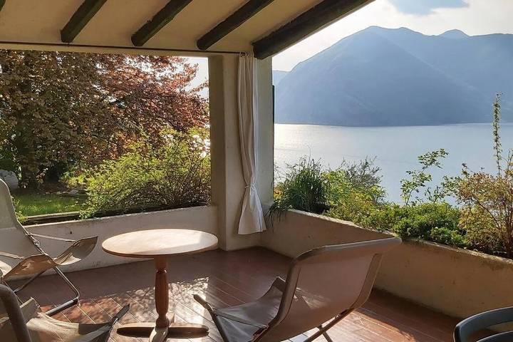 Location de vacances pour 8 personnes, avec vue sur le lac ainsi que jardin et vue à Sulzano - 4