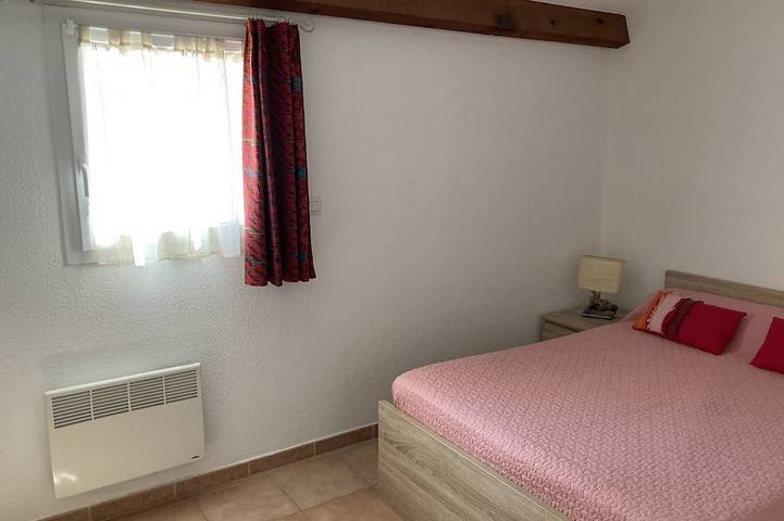 Villa pour 6 personnes, avec terrasse et jardin à Borgo - 3