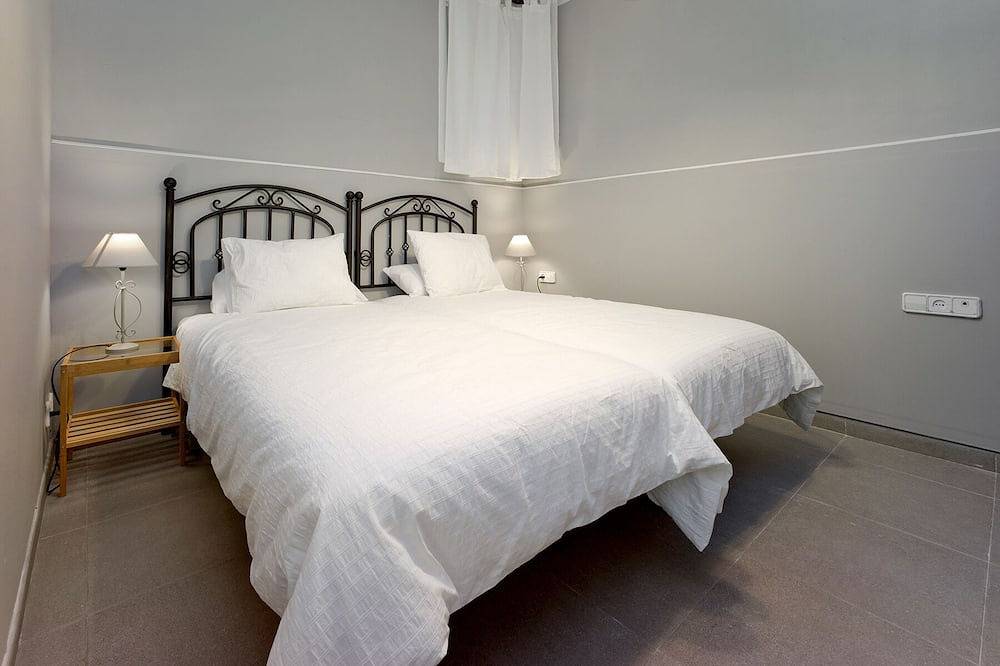 Apartamento entero, Gran Apartamento 6 Personas Gran Terraza in Esplugas de Llobregat, Bajo Llobregat