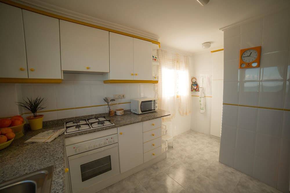 Entire apartment, Apartment 'Vistamar' with Balcony and Wi-Fi in Bellreguard, Costa de Valencia