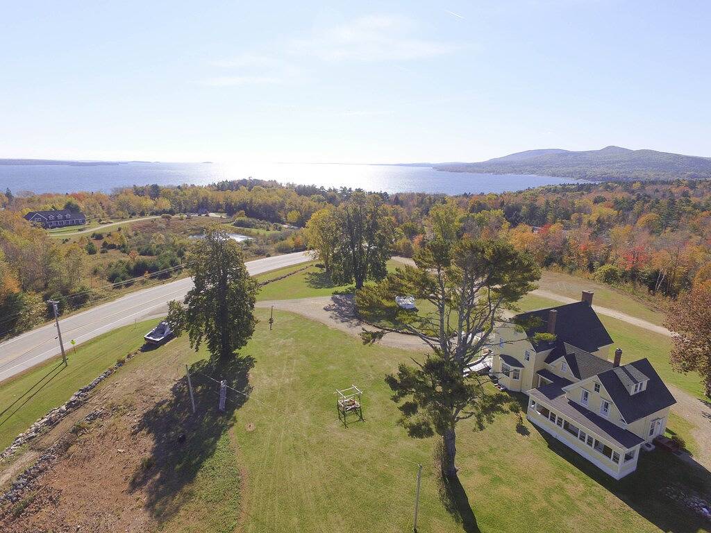 Vacation House for 25 Guests in Lincolnville, Maine