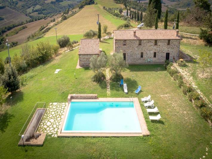 Villa per 7 persone, con Giardino e Piscina in Val d’Orcia
