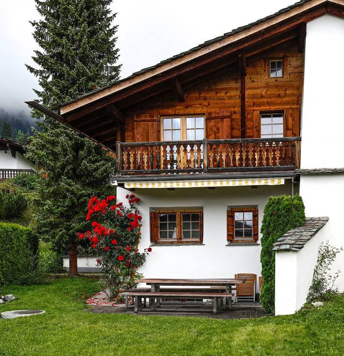 Ferienhaus für 6 Personen in Laax