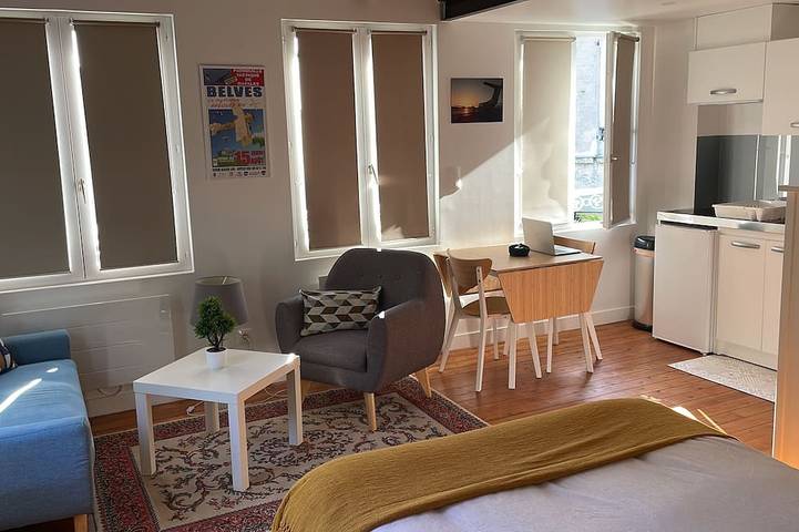 Ganze Wohnung, Rent studio - sleeps 2 - near Senlis and Charles-de-Gaulle Airport in Montagny-Sainte-Félicité, Oise