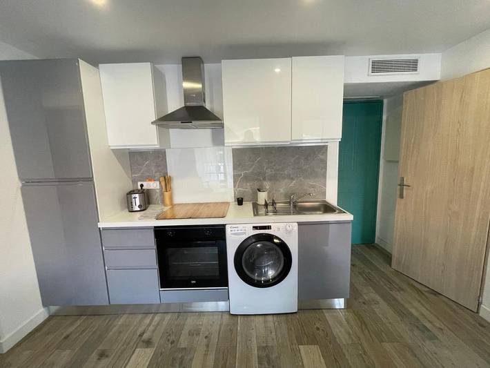 Gîte pour 4 personnes, avec terrasse et piscine, animaux acceptés dans Office De Tourisme Cannes La Bocca - 4