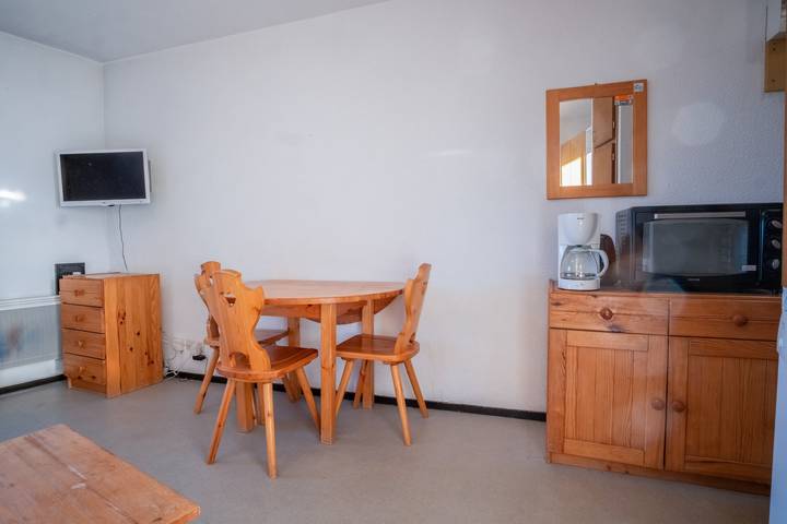 Apartamento entero, Apartamento de vacaciones para 4 personas con balcón in Huez, Parque Nacional de los Ecrins