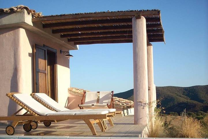 Villa für 8 Personen, mit Balkon und Garten - 1