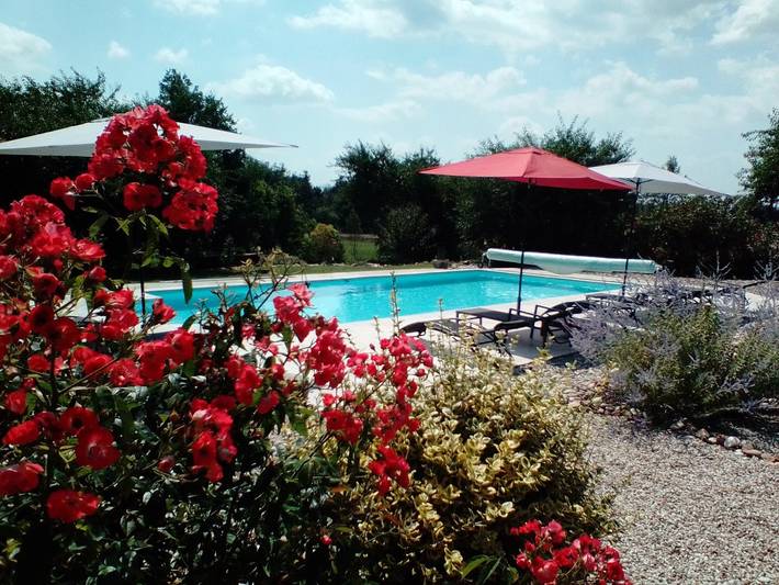 Gîte pour 8 personnes, avec jardin ainsi que piscine et terrasse à Bourran - 2