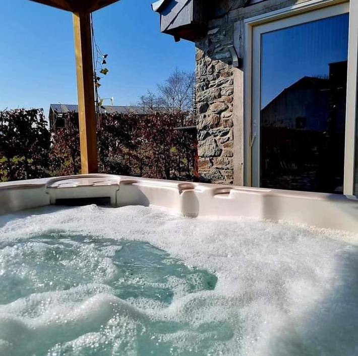 Location de vacances pour 2 personnes, avec sauna ainsi que jardin et vue au Province de Luxembourg - 2