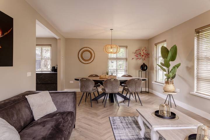 Komfortables Ferienhaus für 4 Personen mit zwei Badezimmern in Losser in Losser, Twente
