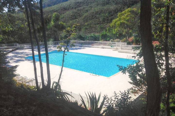 Ferienhaus für 4 Personen, mit Pool und Garten