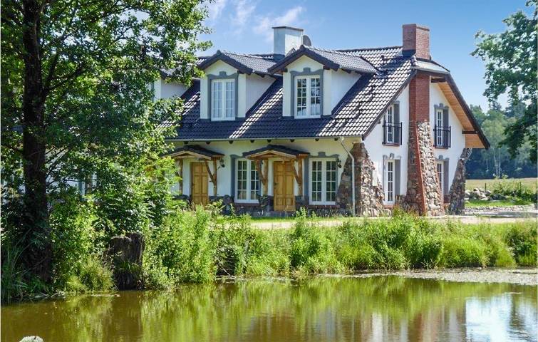 Ferienhaus für 10 Personen mit Garten in Ermland-Masuren