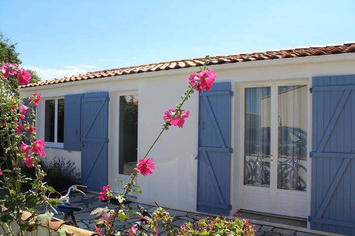 Location de vacances pour 5 personnes, avec Terrasse et Jardin dans Plage des Boulassiers